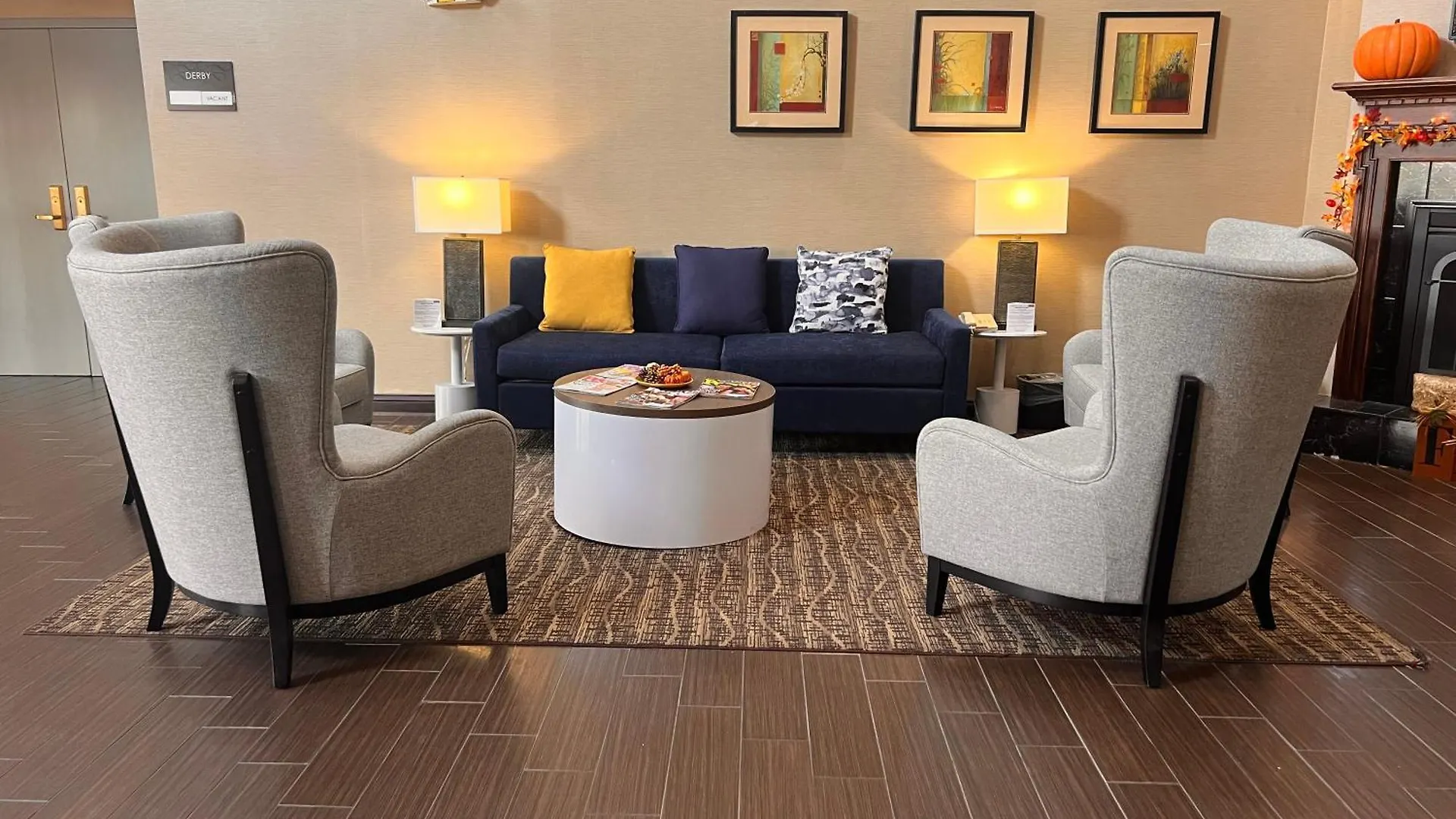 Comfort Suites Louisville Airport 3*,