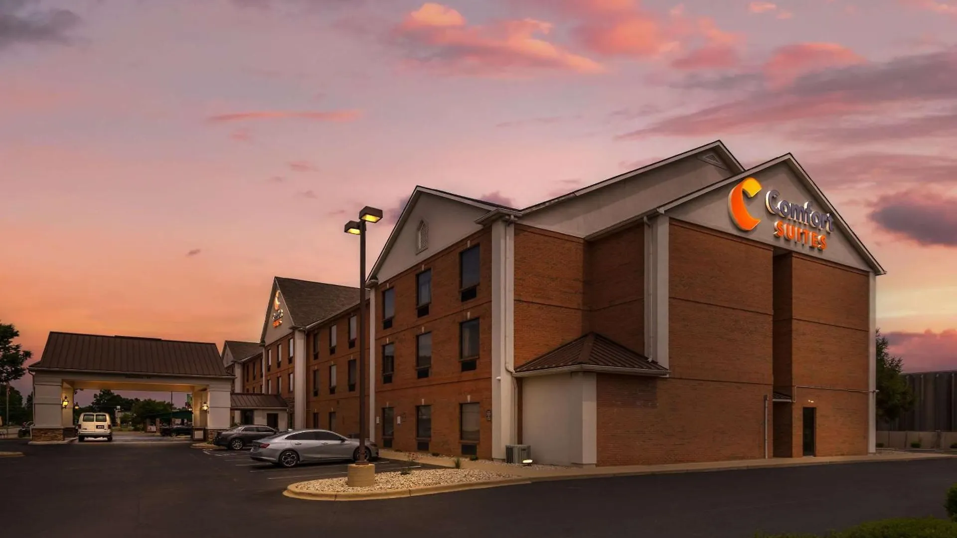 Hotel Comfort Suites Louisville Airport