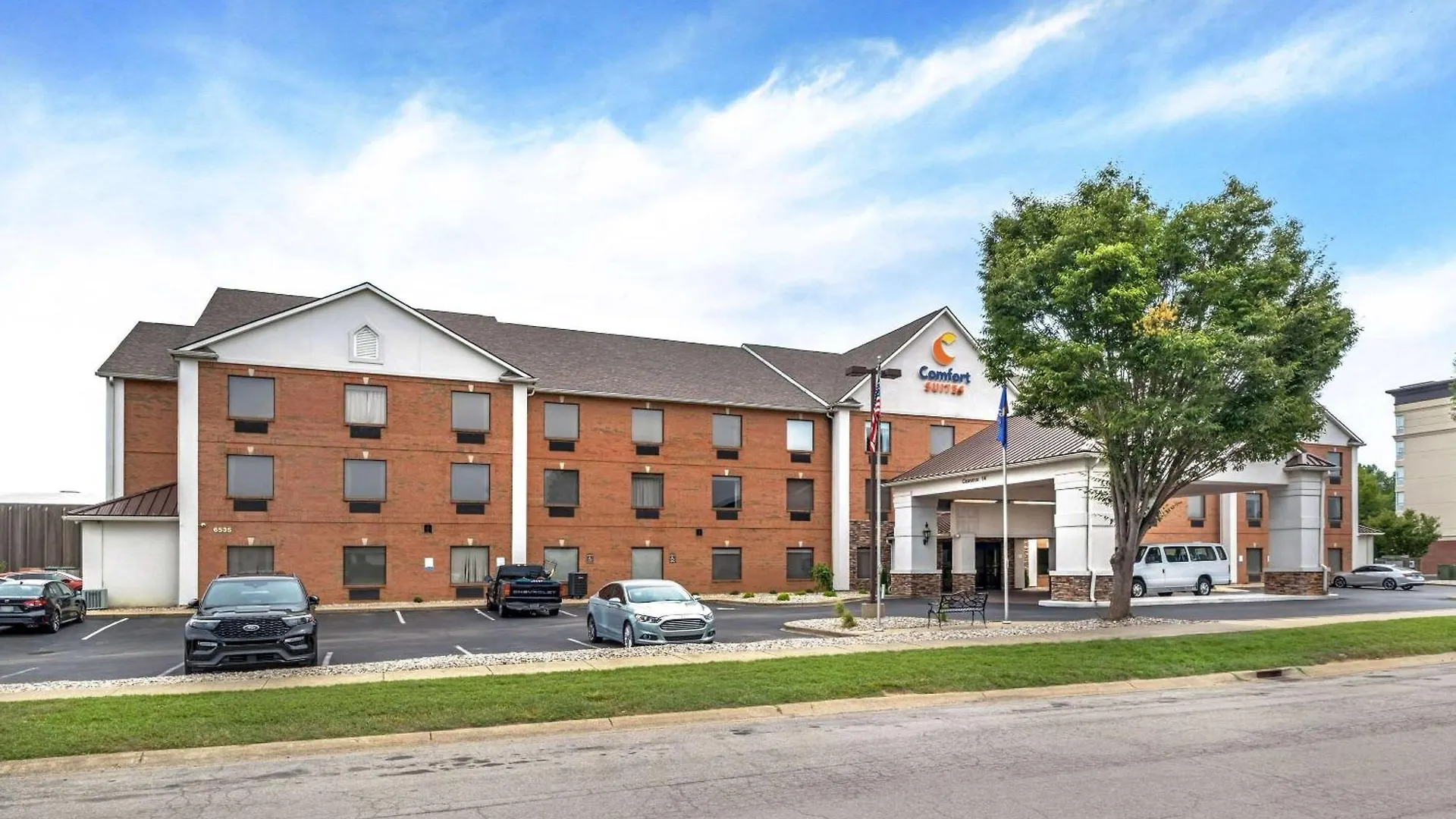 Comfort Suites Louisville Airport 3*,
